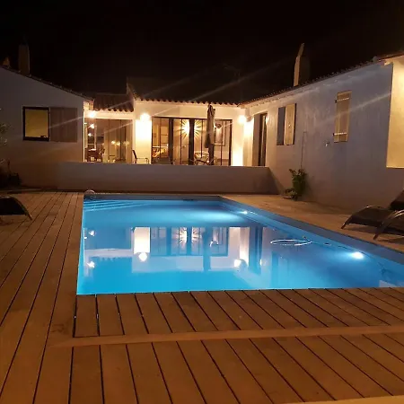 ヴィラ On Ile De Re *